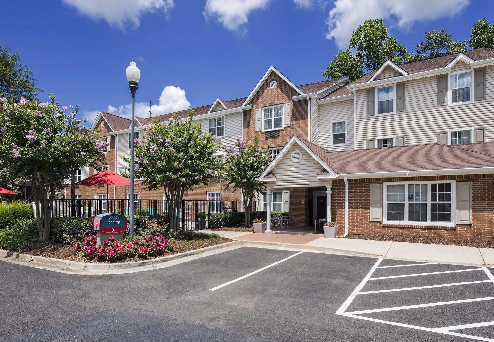 Towneplace Suites By Marriott Atlanta Kennesaw Buitenkant foto